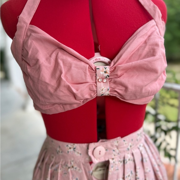 Handmade 1950s style playsuit pink and coral floral - Picture 11 of 12